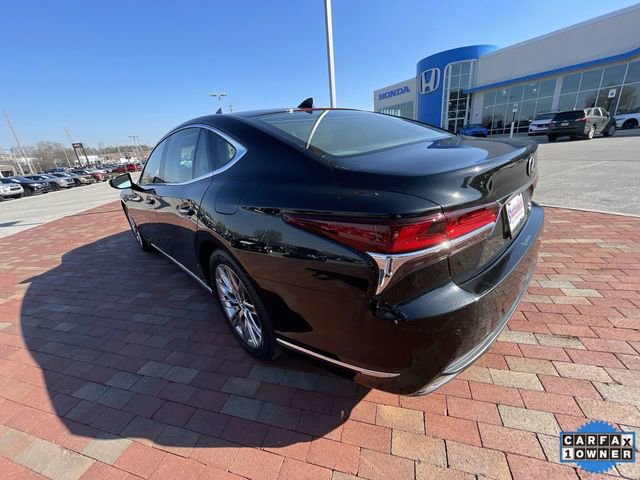 Used 2018 Lexus LS 500 w/ Accessory Package (Z2) image 32