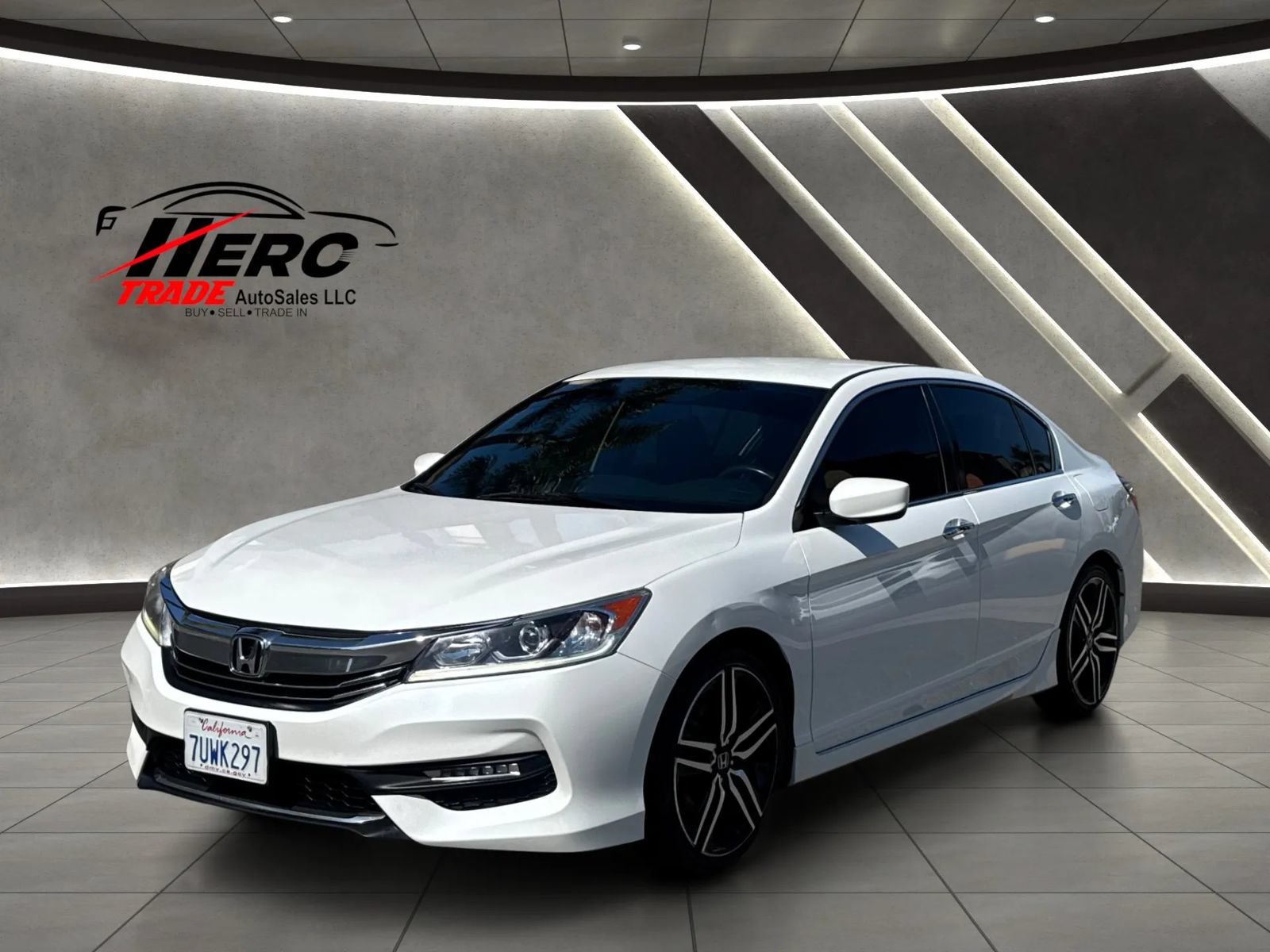 Used 2017 Honda Accord Sport image 57