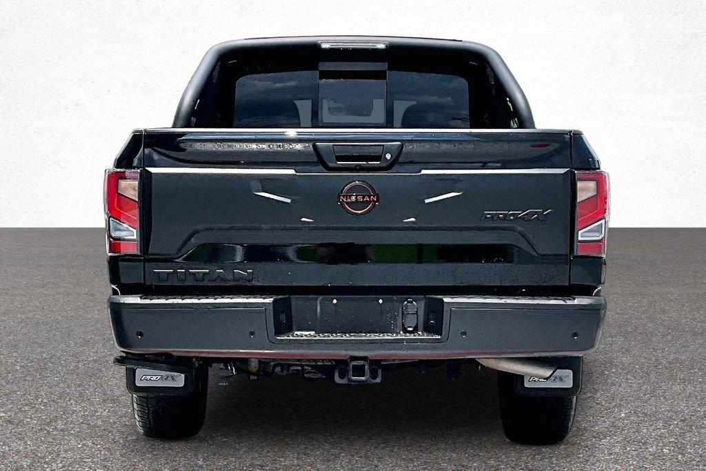 Used 2024 Nissan Titan PRO-4X w/ Pro-4x Convenience Package AWD/4WD image 6
