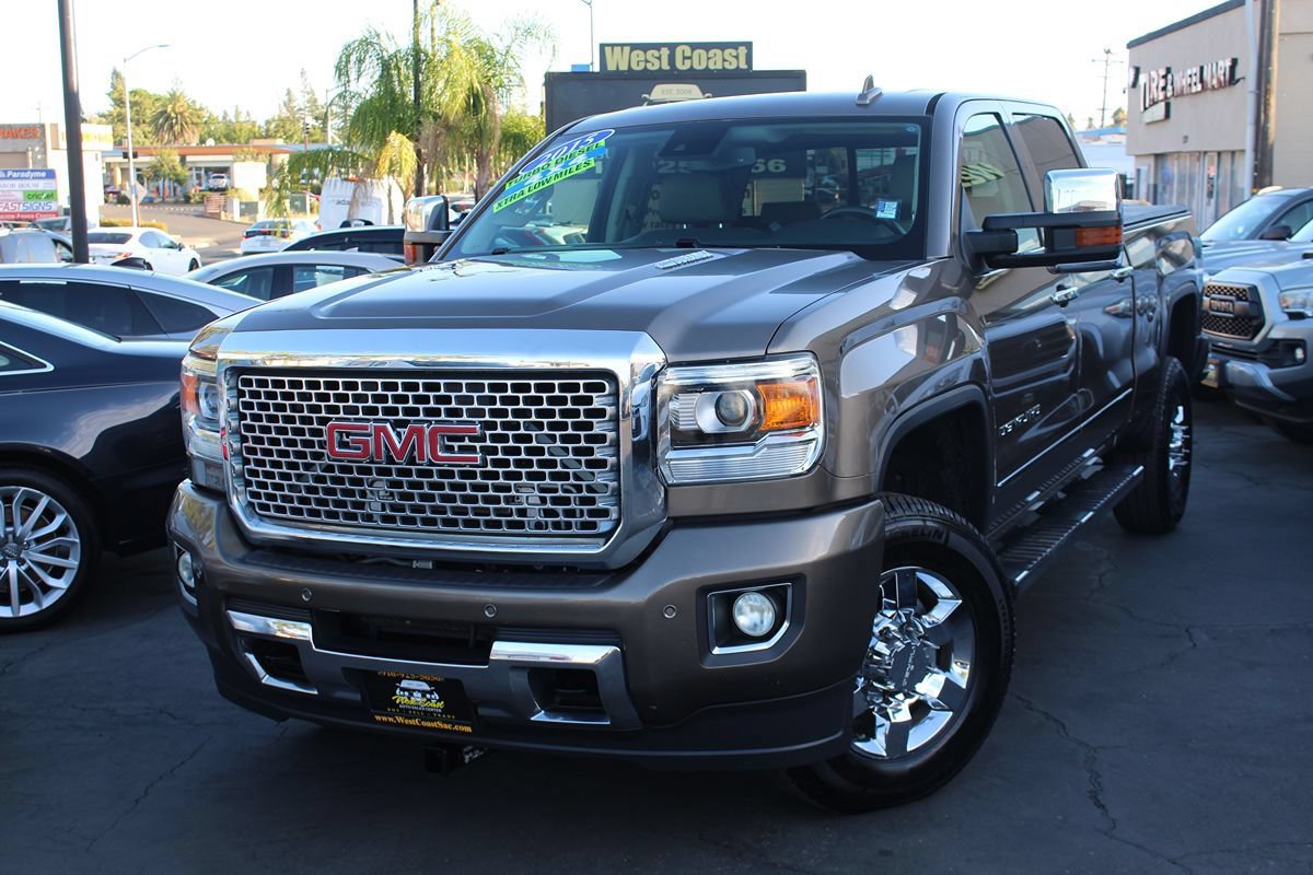 Used 2015 GMC Sierra 3500 Denali w/ Duramax Plus Package AWD/4WD image 2