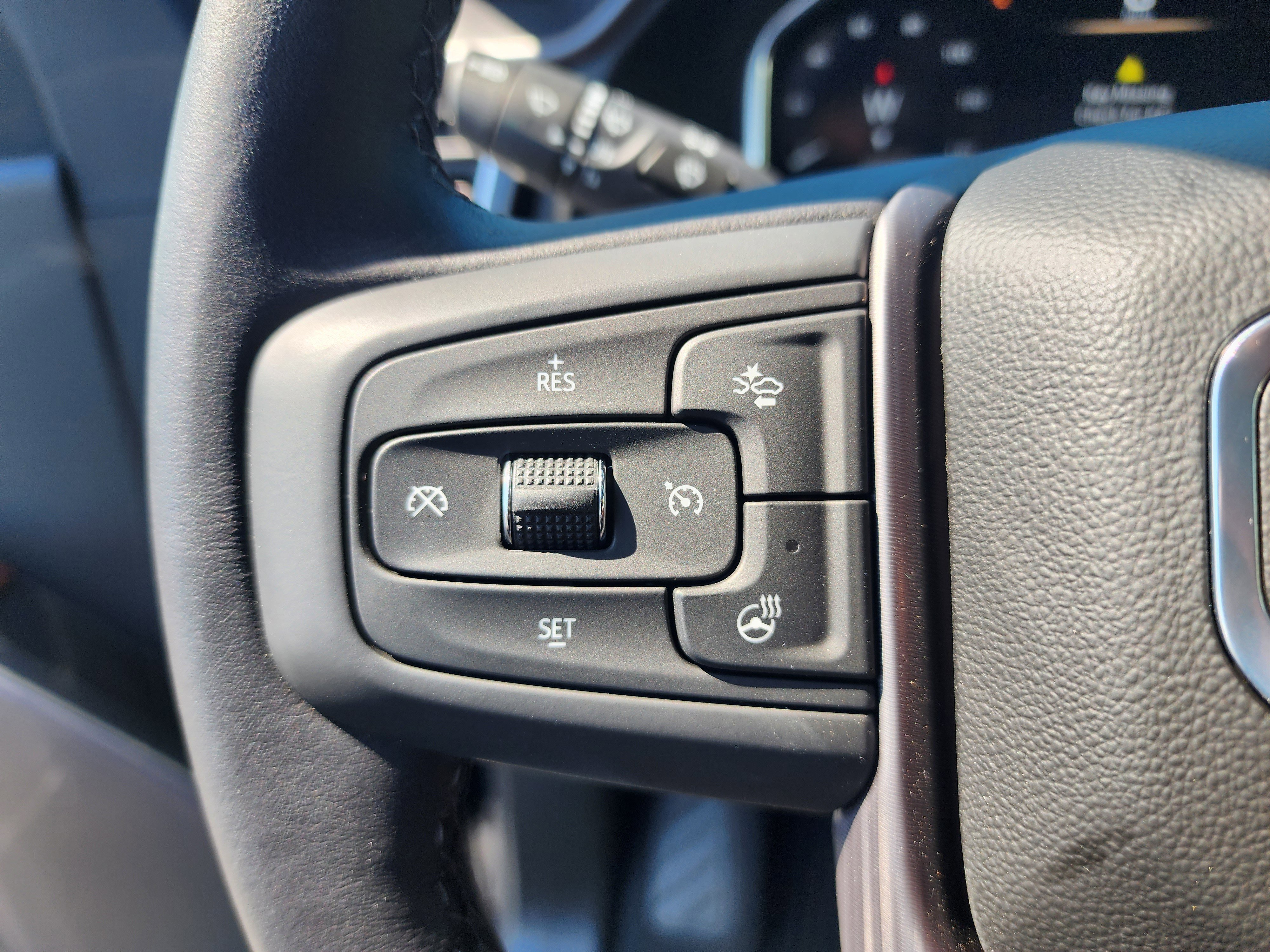 Used 2025 GMC Sierra 3500 Denali Ultimate image 30