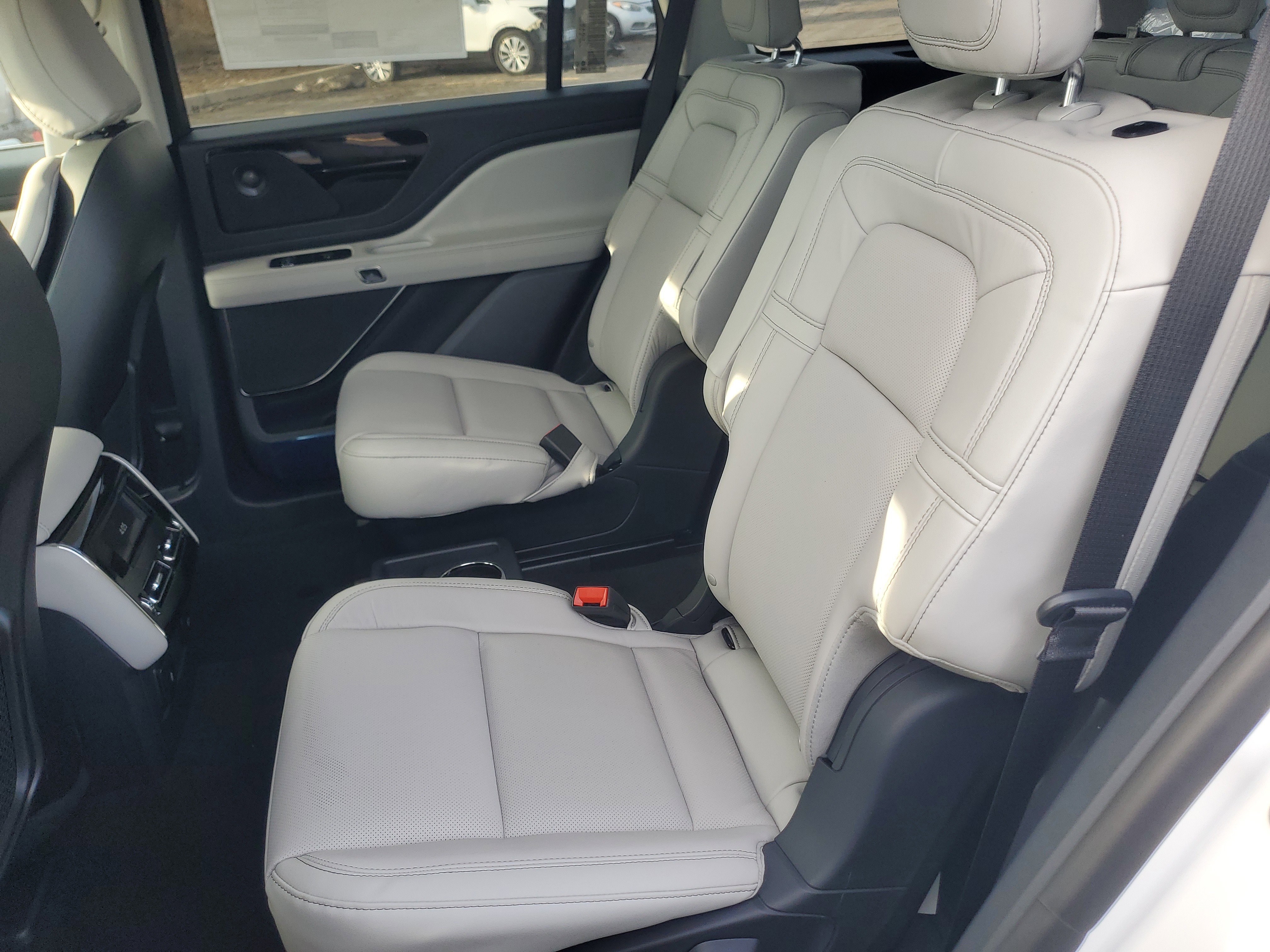 New 2026 Lincoln Aviator Reserve image 26