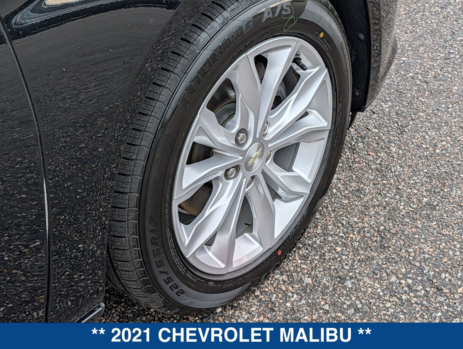 Used 2021 Chevrolet Malibu LT FWD image 13