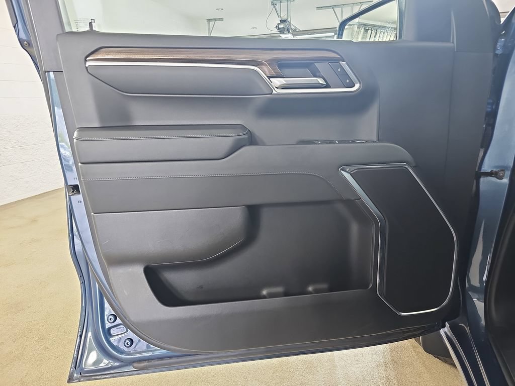 Certified 2024 Chevrolet Silverado 1500 LT AWD/4WD image 32