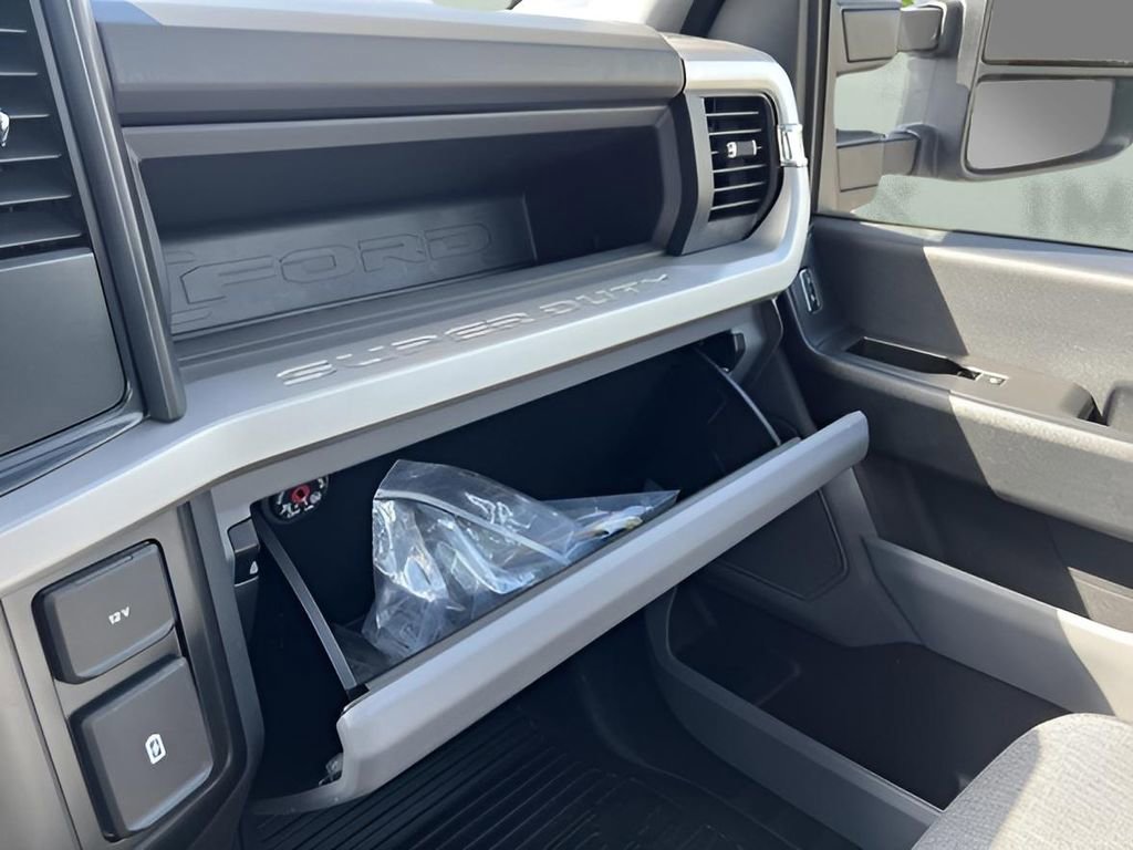 Used 2025 Ford F450 XL image 35