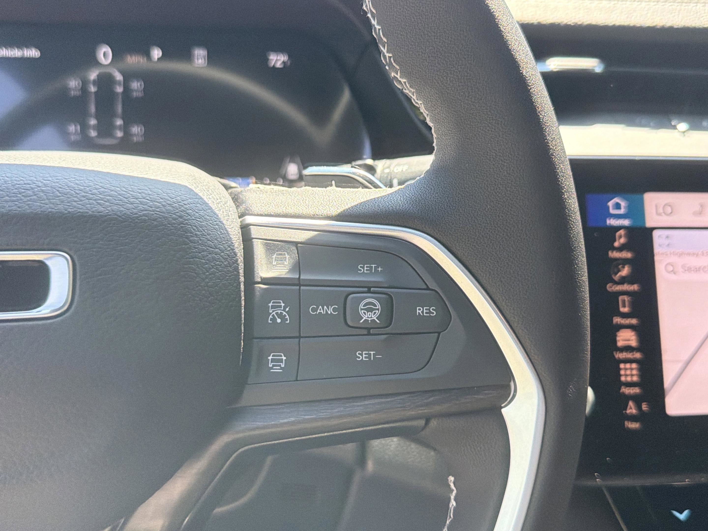 New 2026 Jeep Grand Cherokee L 2WD image 10