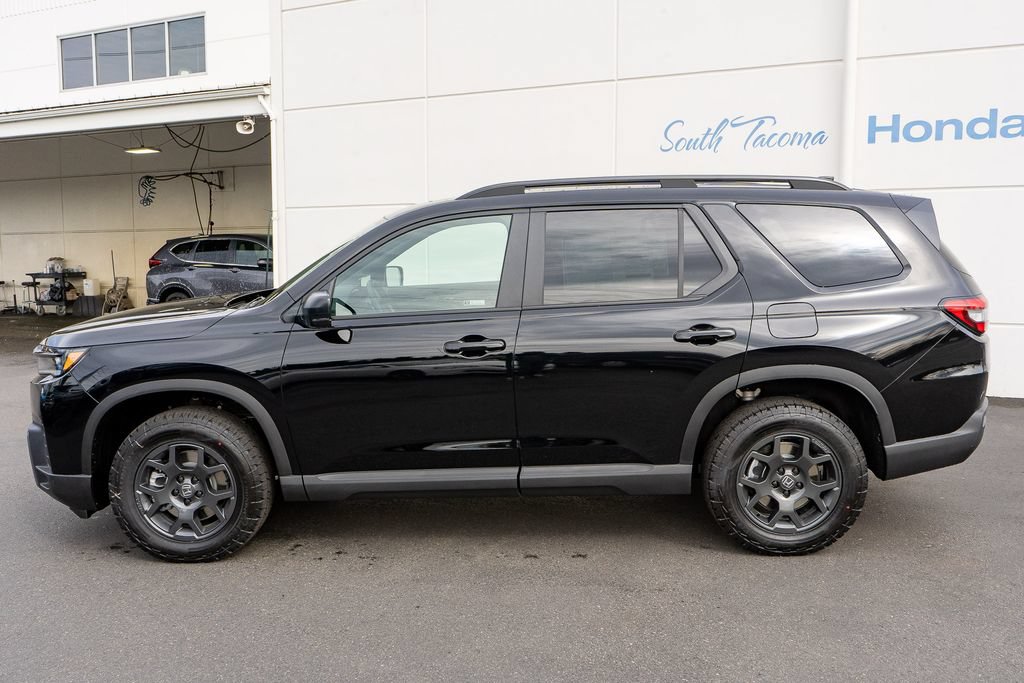 New 2026 Honda Pilot TrailSport image 9
