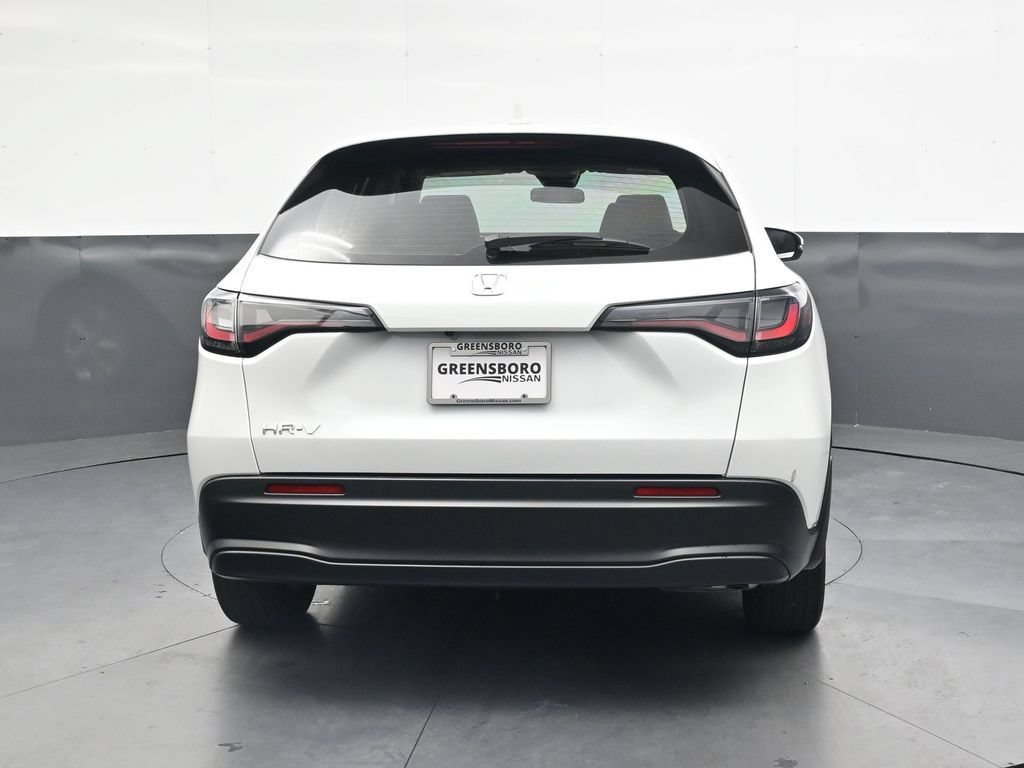 Used 2025 Honda HR-V LX image 7