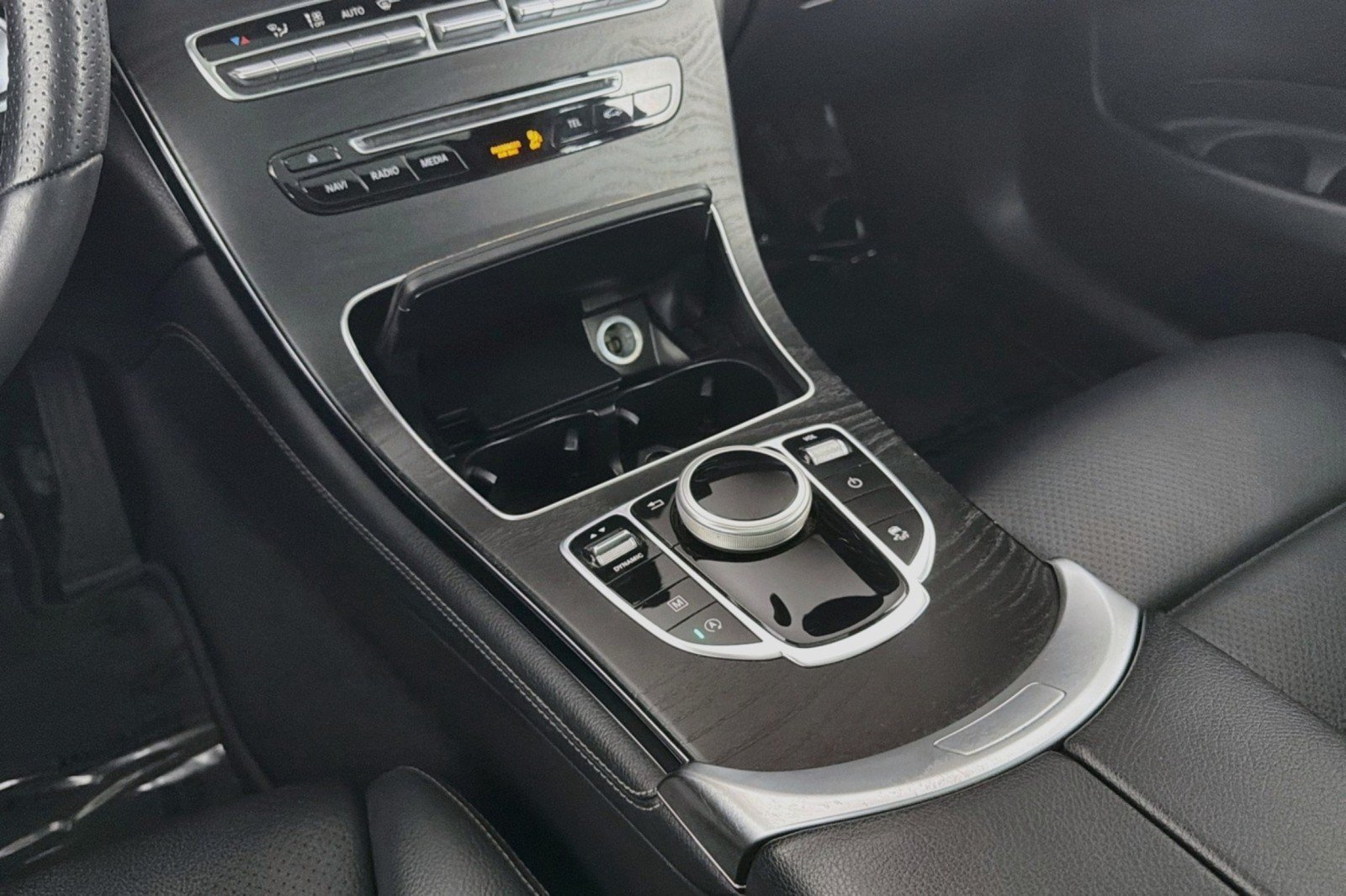Used 2019 Mercedes-Benz GLC 300 image 5