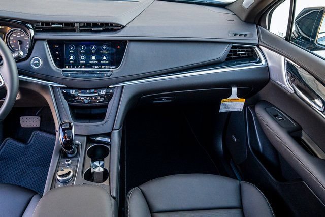 New 2025 Cadillac XT5 Premium Luxury w/ Technology Package image 13