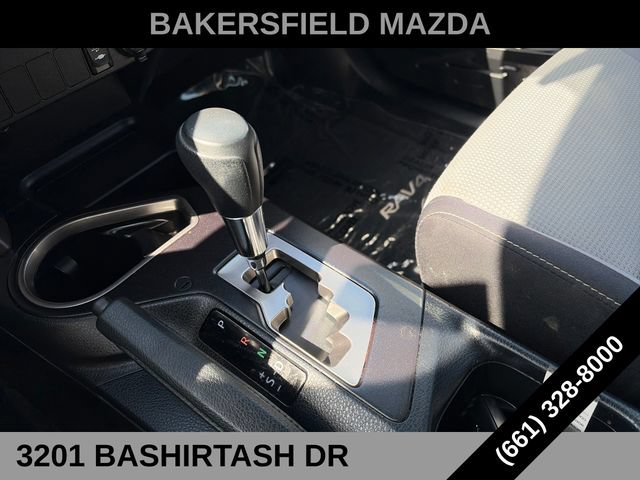 Used 2018 Toyota RAV4 XLE FWD image 19