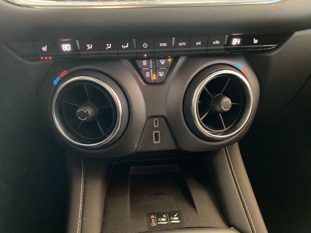 Used 2024 Chevrolet Blazer LT w/ Convenience Package image 7