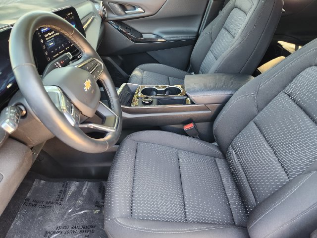 Used 2026 Chevrolet Equinox LT FWD image 4