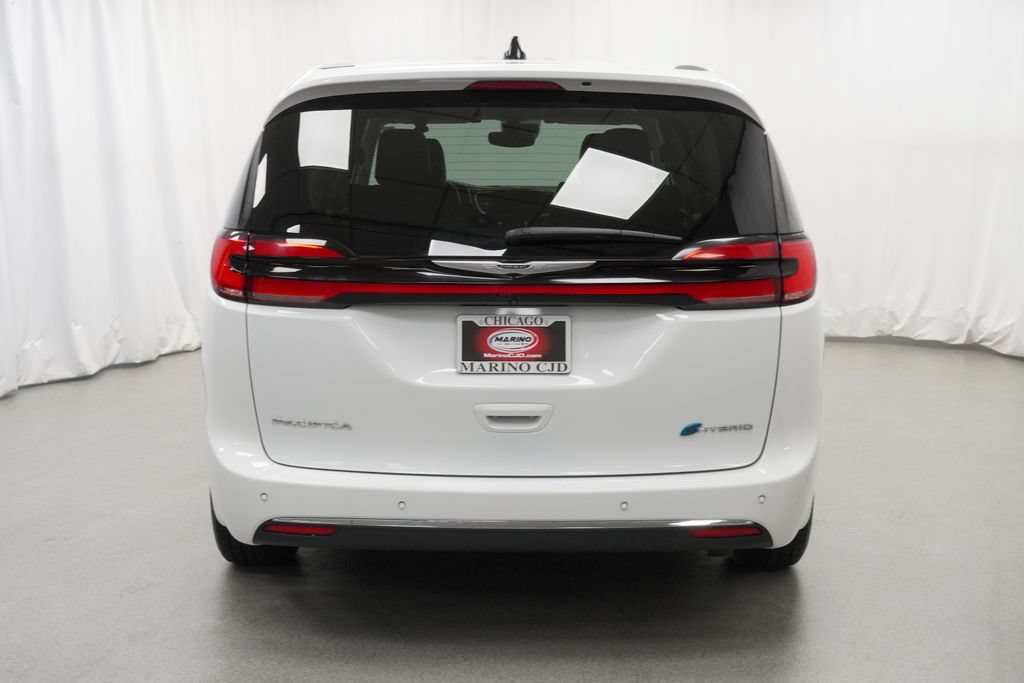 Used 2024 Chrysler Pacifica Limited FWD image 10