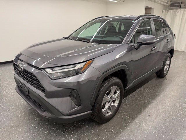 Certified 2025 Toyota RAV4 XLE AWD/4WD image 5