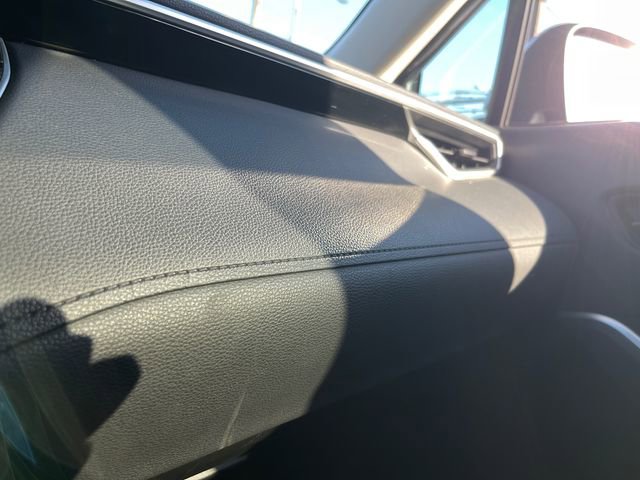 Used 2024 Toyota Corolla Cross LE image 18