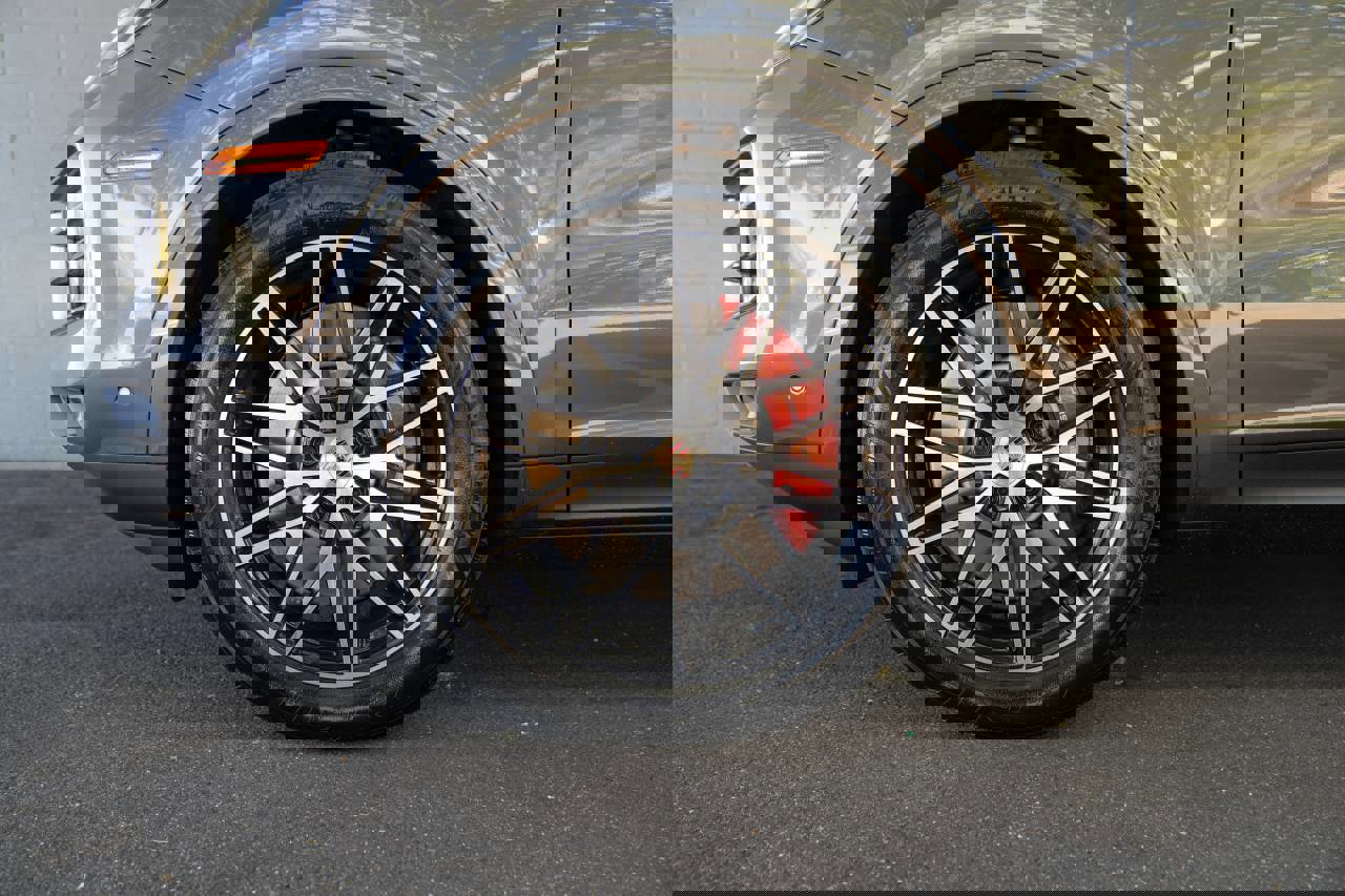 New 2026 Porsche Cayenne S image 6