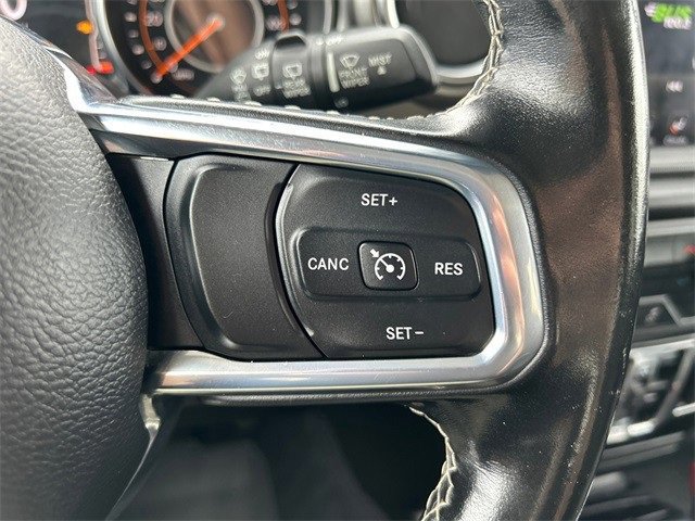 Used 2020 Jeep Wrangler Unlimited Sahara image 23