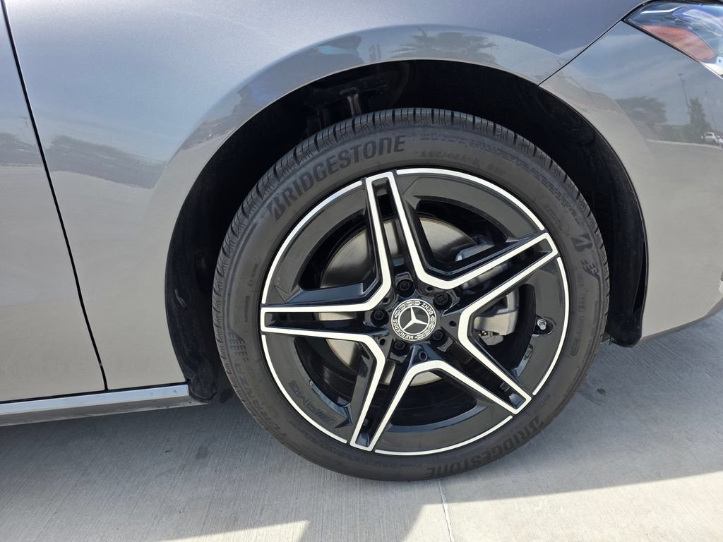 Certified 2026 Mercedes-Benz CLA 250 image 9