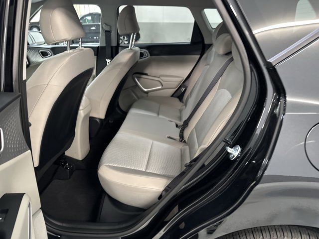 Used 2024 Kia Soul LX image 21