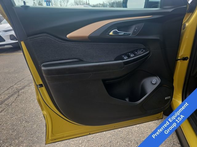 Used 2023 Chevrolet TrailBlazer ACTIV w/ Sun and Liftgate Package image 11