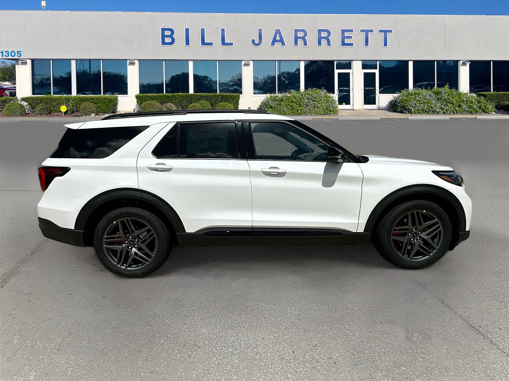 New 2026 Ford Explorer ST w/ Sun And Sound Package AWD/4WD image 3
