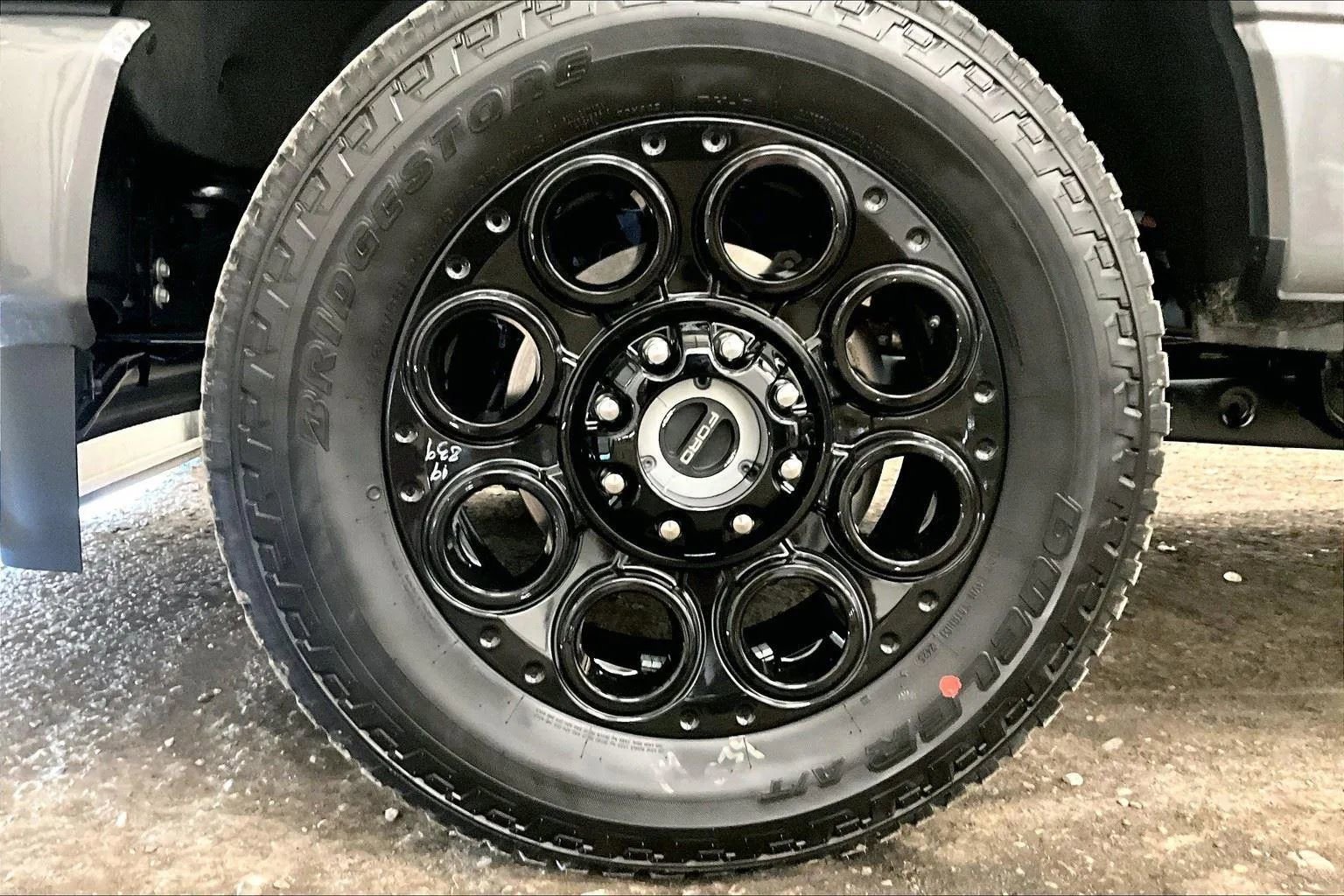 New 2026 Ford F250 Lariat w/ Black Appearance Package image 8