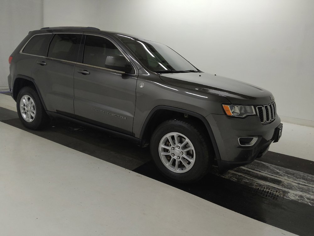 Used 2019 Jeep Grand Cherokee Laredo AWD/4WD image 11