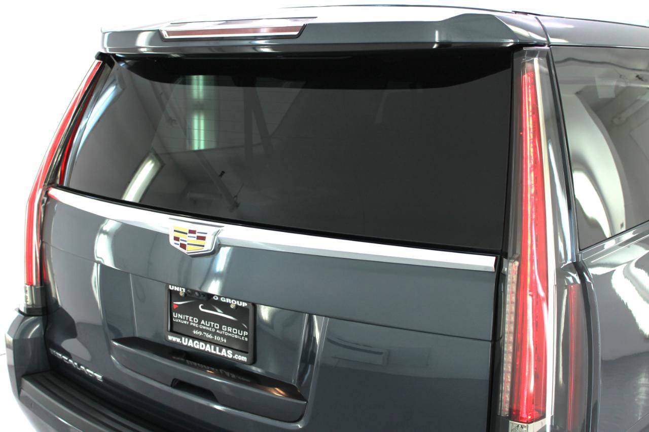Used 2019 Cadillac Escalade ESV Premium Luxury AWD/4WD image 20