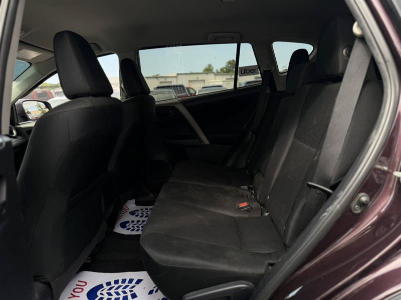 Used 2017 Toyota RAV4 LE w/ Carpet Mat Package AWD/4WD image 24