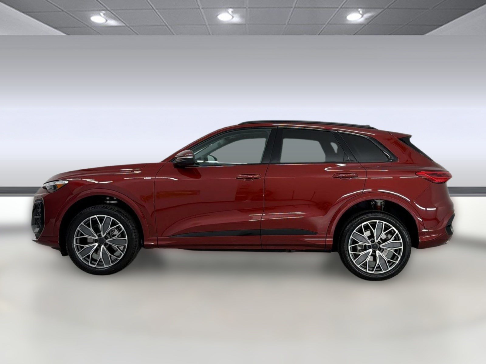 New 2026 Audi Q5 Premium Plus AWD/4WD image 2