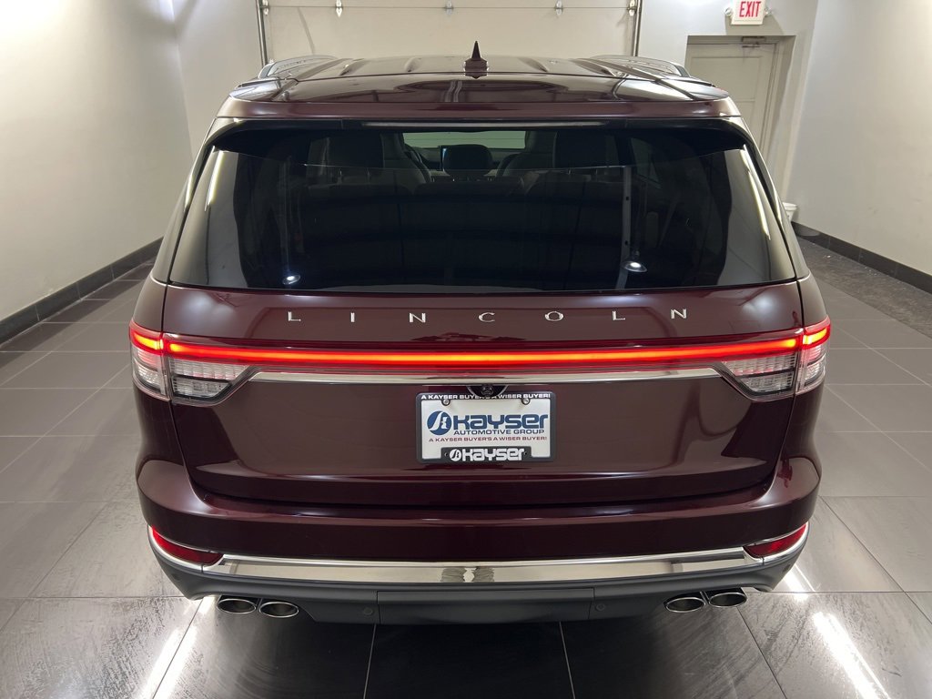 Used 2020 Lincoln Aviator Reserve w/ Equipment Group 202A image 5