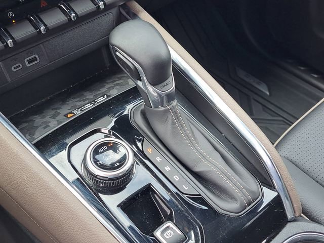 Used 2023 GMC Canyon Denali image 15