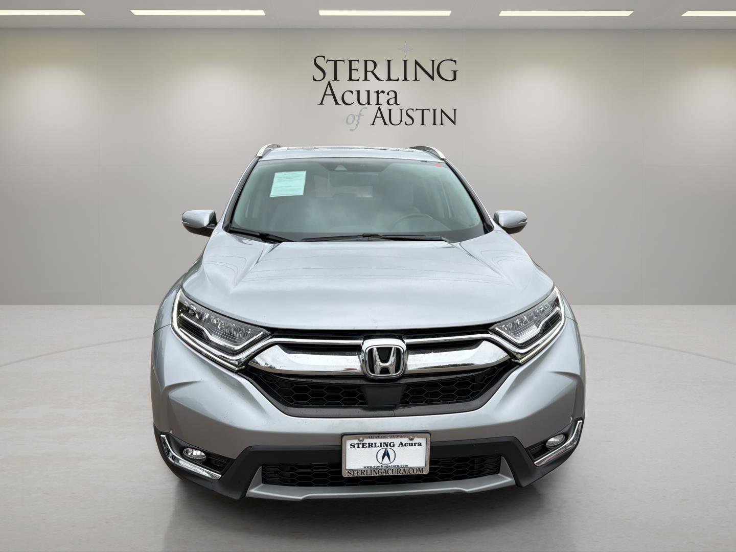 Used 2019 Honda CR-V Touring image 2