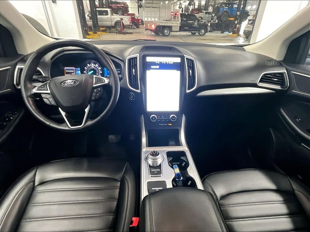 Used 2023 Ford Edge SEL AWD/4WD image 21