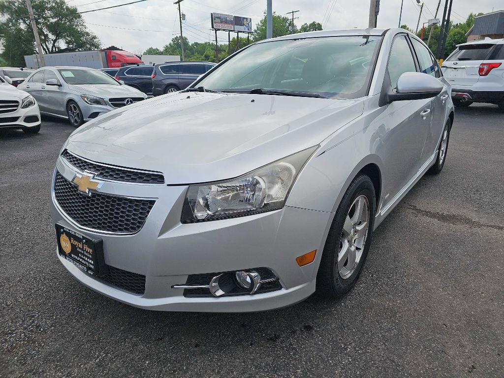 Used 2013 Chevrolet Cruze LT w/ RS Package image 17