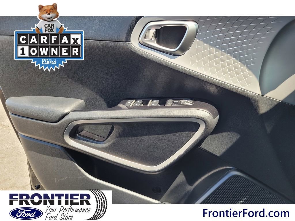 Used 2023 Kia Soul LX FWD image 22