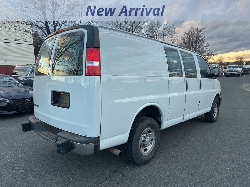 Certified 2023 Chevrolet Express 2500 w/ Driver Convenience Package image 3