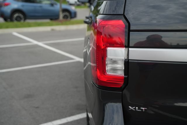 Used 2022 Ford Expedition XLT AWD/4WD image 48