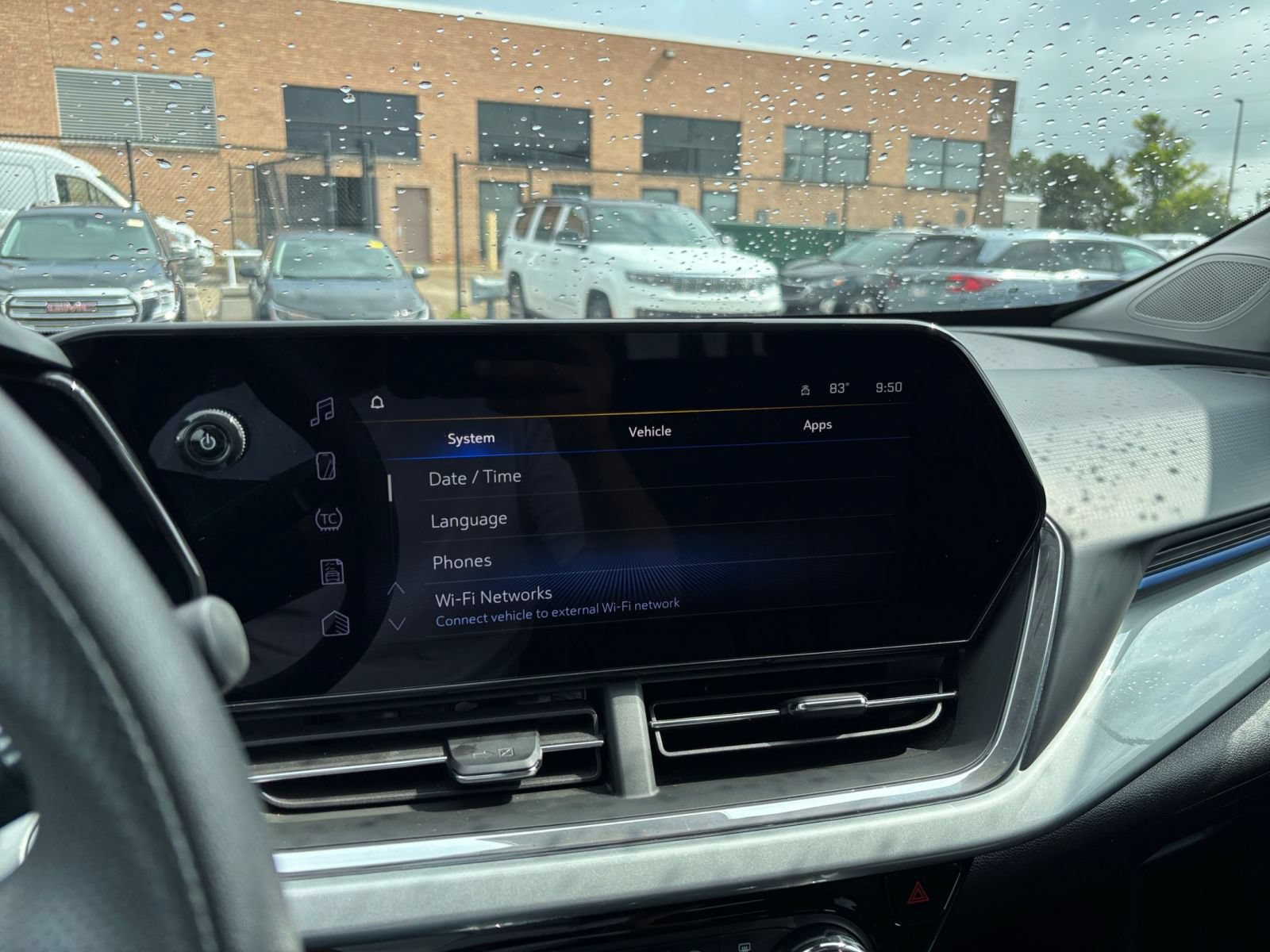 Used 2025 Chevrolet Trax LT FWD image 20