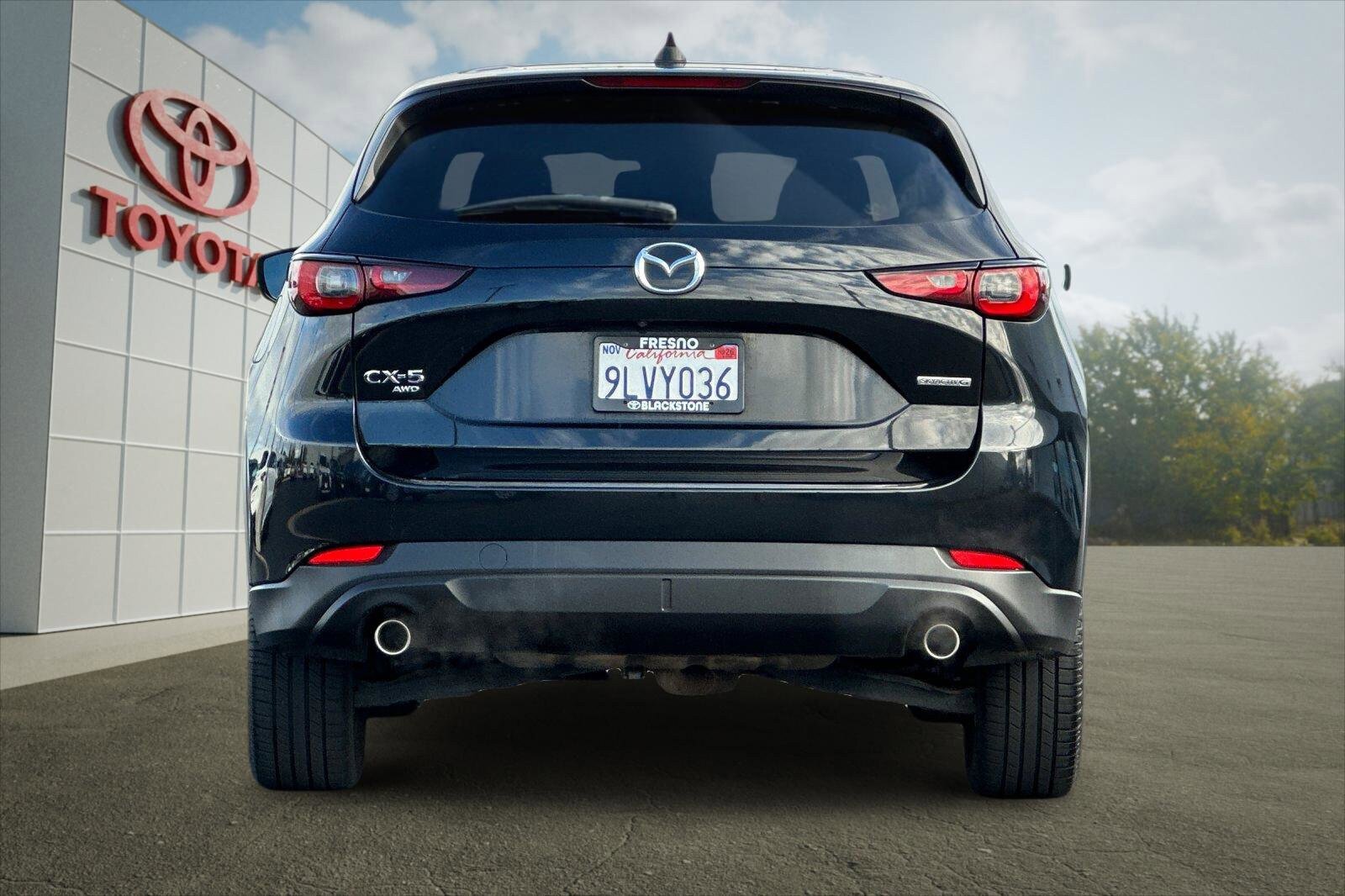 Used 2022 MAZDA CX-5 AWD 2.5 S w/ Premium Package image 4