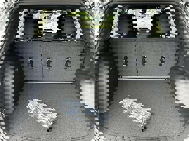 New 2025 Chevrolet Equinox LT image 10