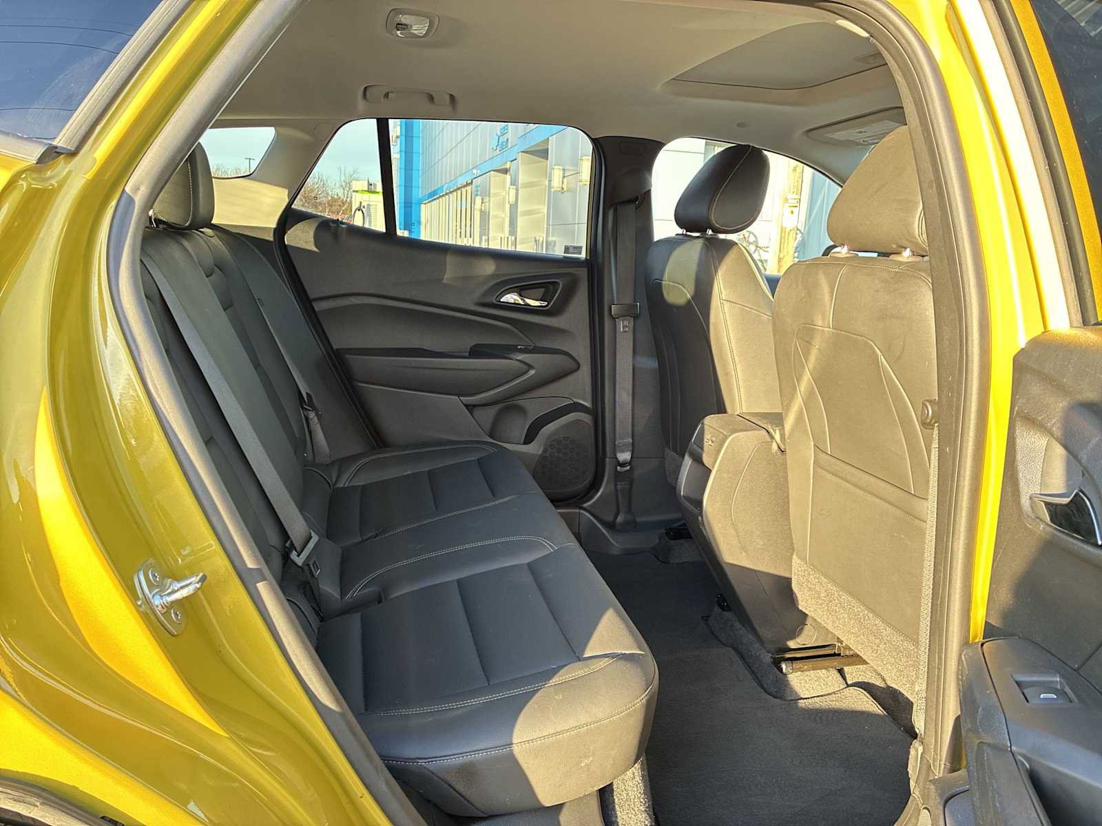 Used 2024 Chevrolet Trax ACTIV w/ Sunroof Package image 27