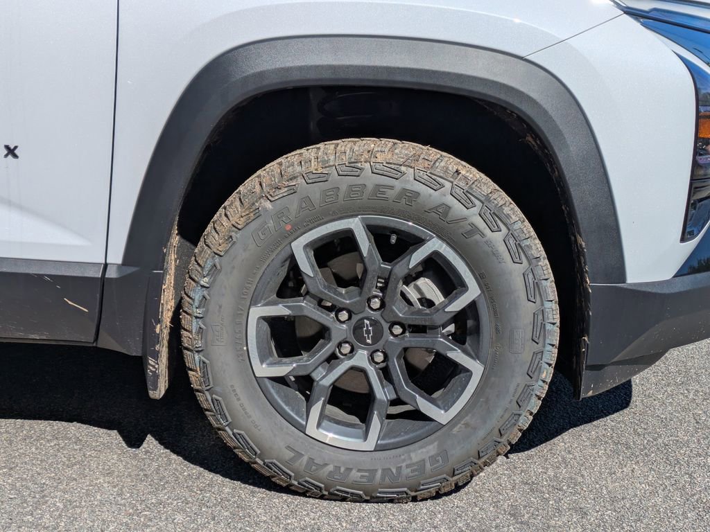 New 2026 Chevrolet Equinox ACTIV w/ Convenience Package III image 12