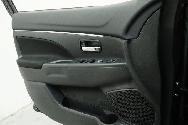 New 2027 Mitsubishi Outlander Sport ES AWD/4WD image 15