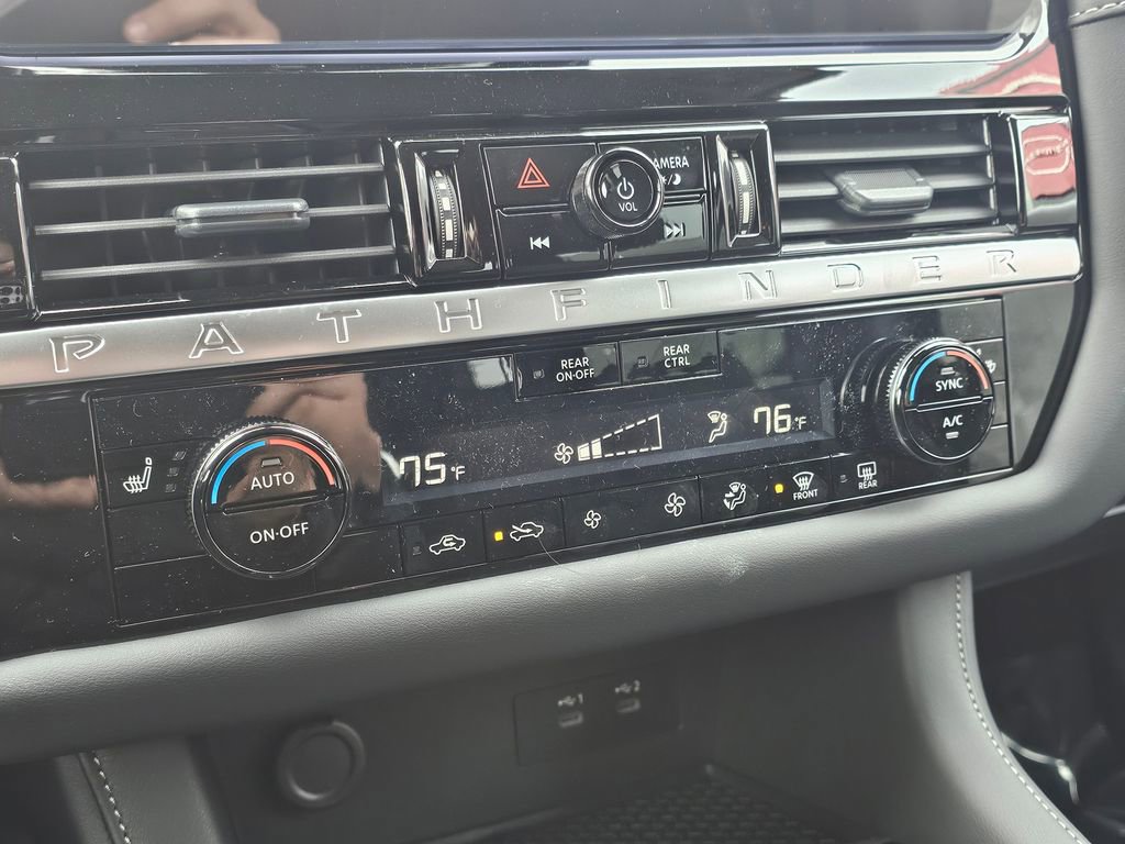New 2026 Nissan Pathfinder SV image 22