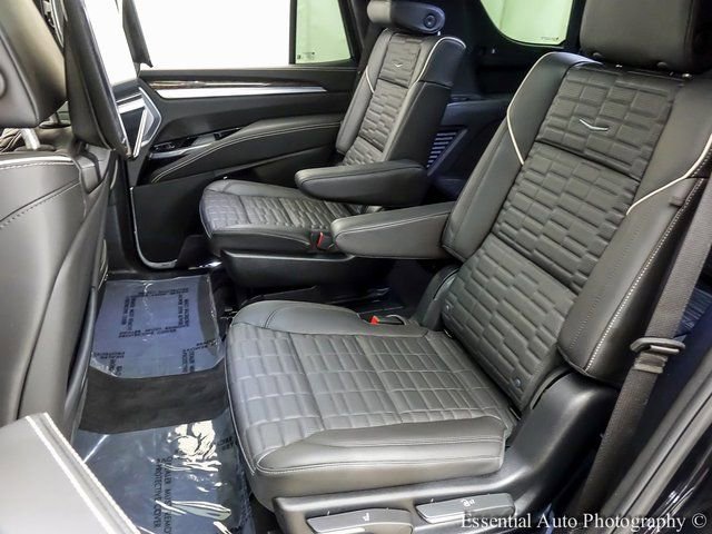Certified 2025 Cadillac Escalade Sport Platinum image 11