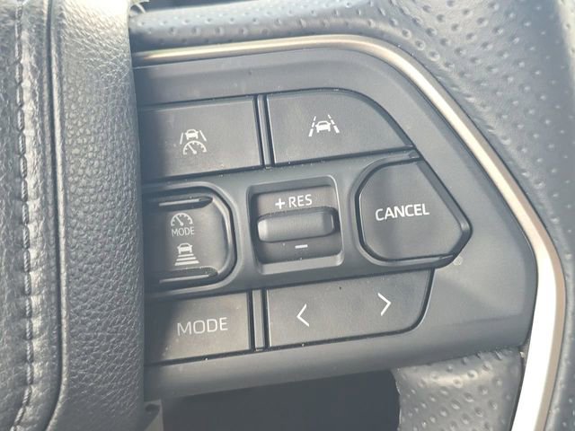 Certified 2025 Toyota 4Runner SR5 AWD/4WD image 24