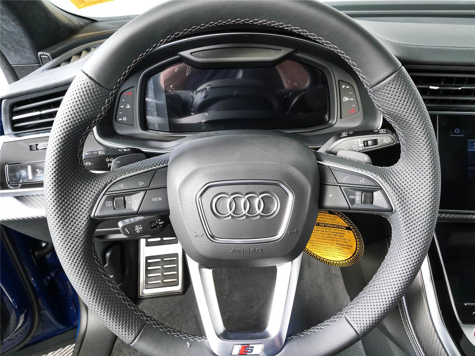 New 2026 Audi SQ8 Prestige AWD/4WD image 10