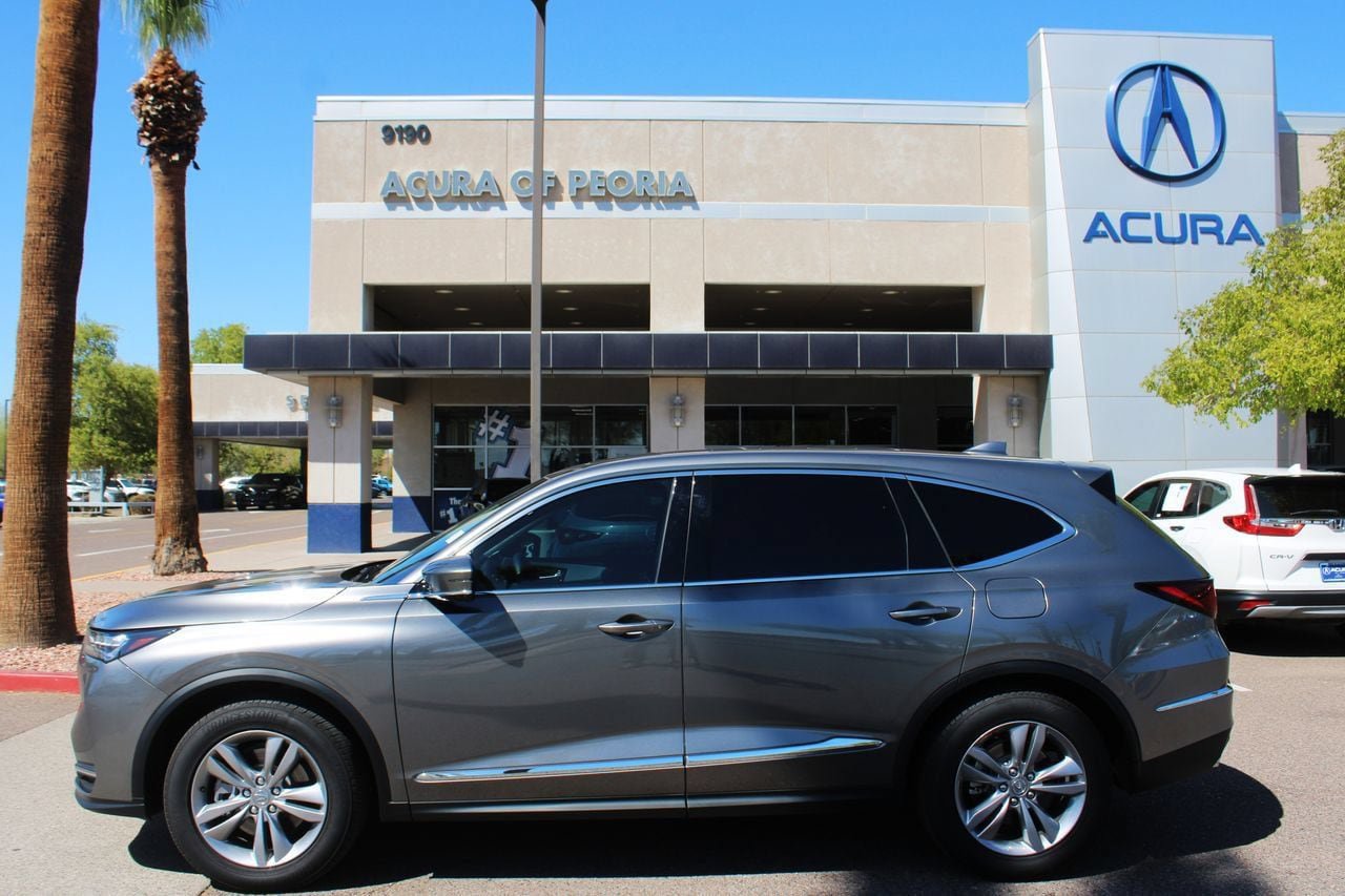 Used 2026 Acura MDX FWD image 2